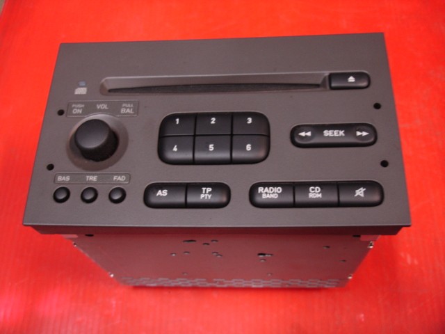 Radio CD speler Gebruikt Saab 9-5 1999-2005, ond.nr. 5370135