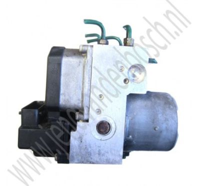 ABS stuureenheid zonder TCS Gebruikt Saab 9-5 en Saab 9-3v1 ond.nr. 4779526, 4779500, 5390091