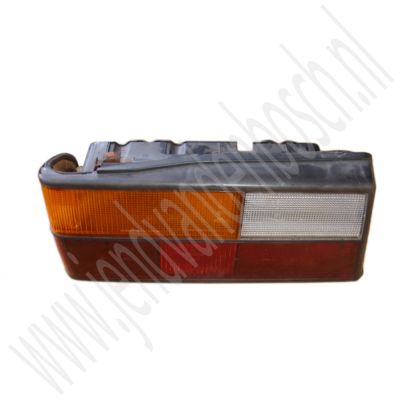 Achterlicht Links Origineel NOS Saab 900 Classic Cabrio 1986-1993, ond.nr. 8585853, 8585879, 8585895 Achterlicht Links Origineel NOS Saab 900 Classic Cabrio 1986-1993, ond.nr. 8585853, 8585879, 8585895